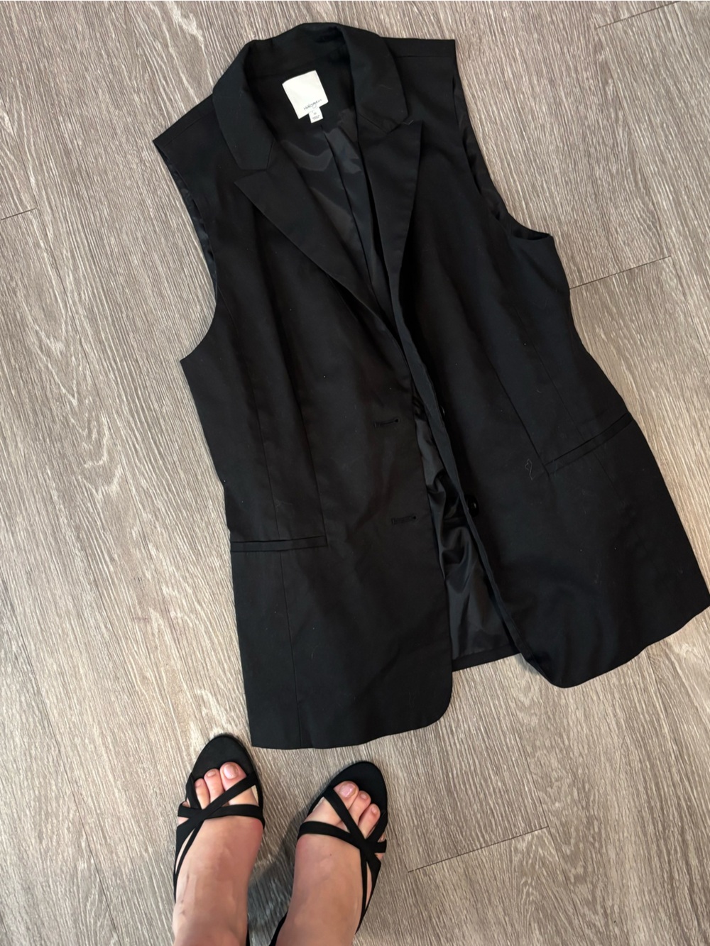 Deep V versatile Halogen Black Women's Top